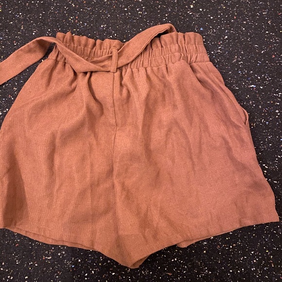 Women’s tie waist shorts - Picture 3 of 4
